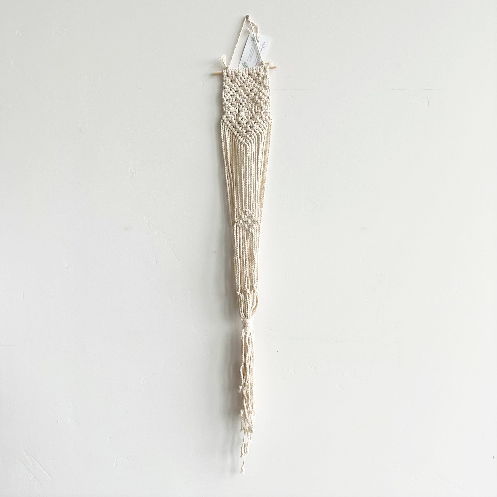 flat wall plant hanger White Small Dowel Flat Top Macramé Plant Hanger